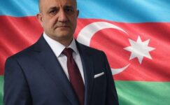 SİYASETİN MASKESİ DÜŞTÜ..