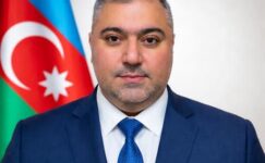 AZERBAYCAN’DA YENİ SİYASİ DALGA: “HALK PARLAMENTİ” TARTIŞMALARI BÜYÜYOR