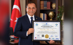 Prof. Dr. Murat Kan’a Uluslararası İlişkiler ve Siyaset Bilimi Alanında Fahri Doktora